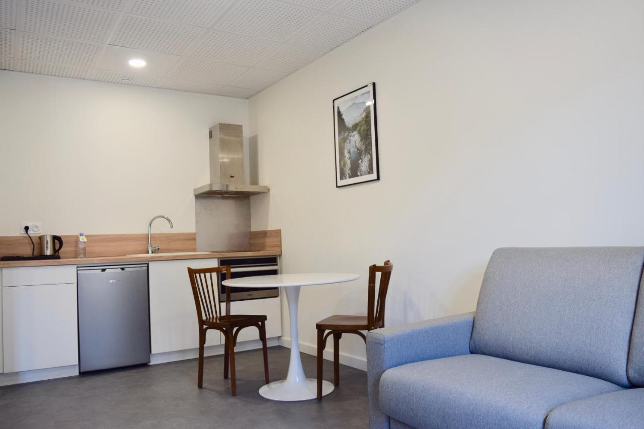 Hotel Et Appartements Les Platanes Thueyts 외부 사진