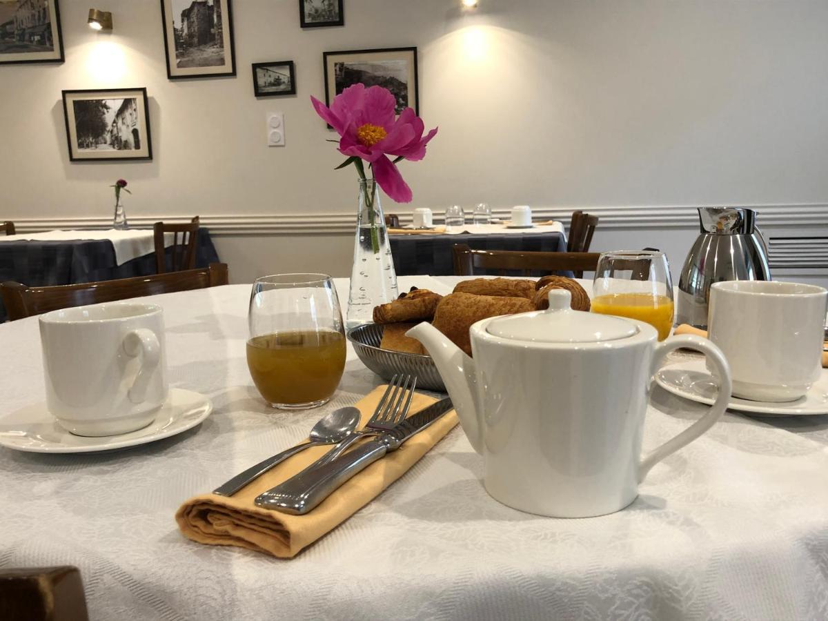 Hotel Et Appartements Les Platanes Thueyts 외부 사진