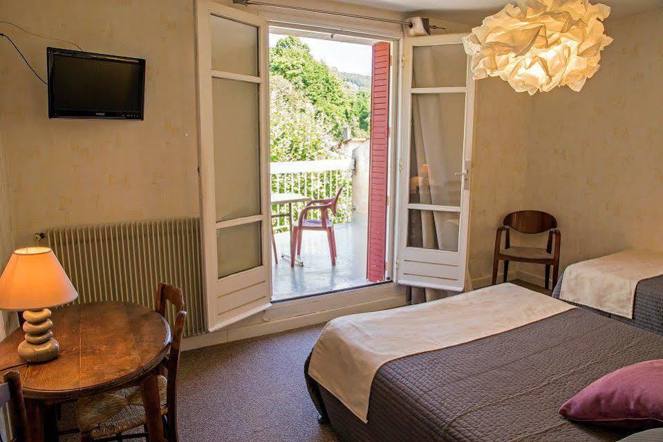 Hotel Et Appartements Les Platanes Thueyts 외부 사진